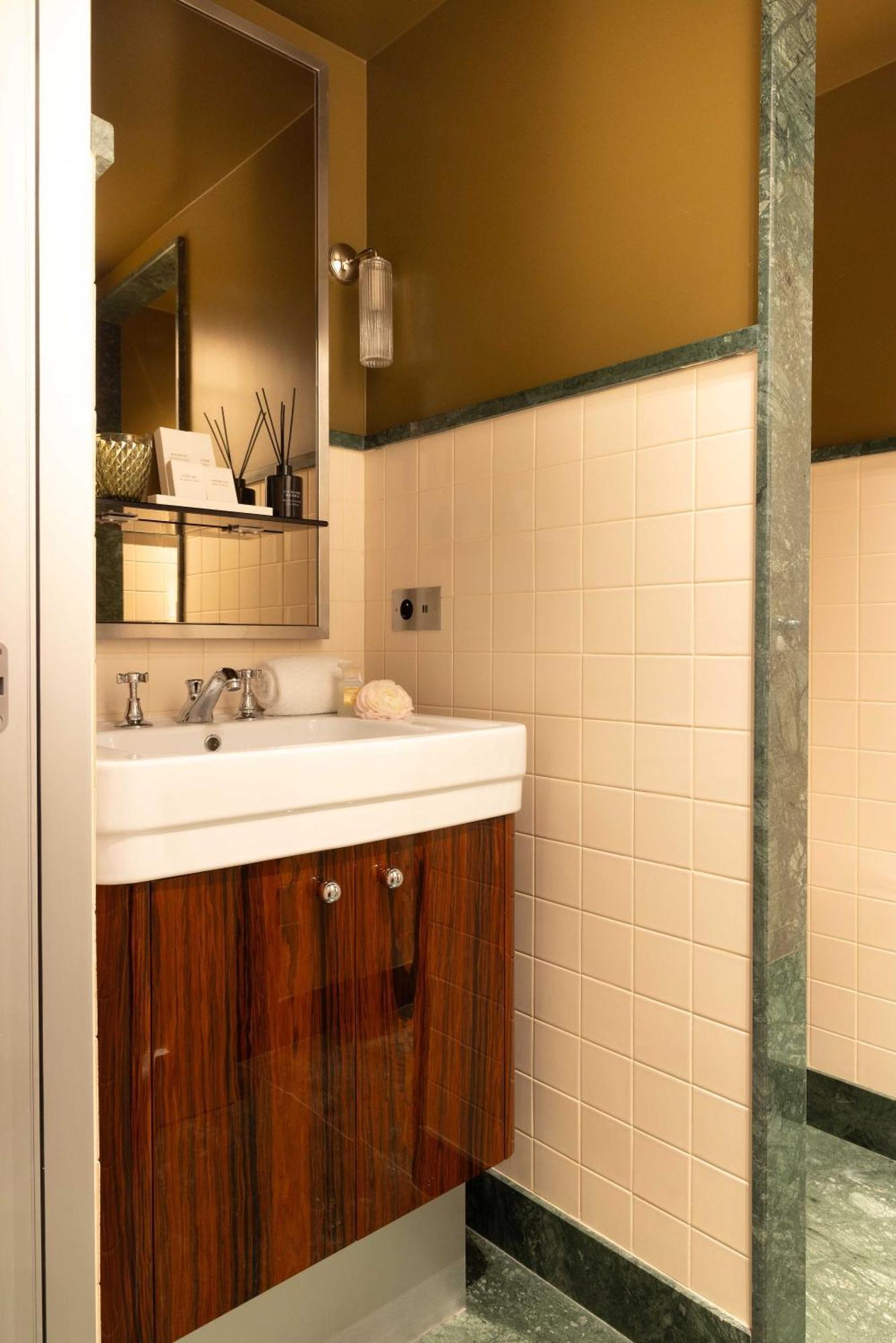 Palais Bourbon Hotel