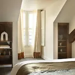 Palais Bourbon 4*